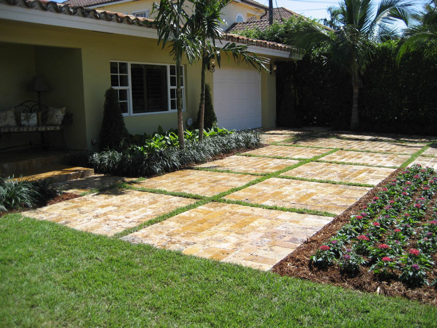 Travertine paver motor court with grass joints, alternate angle